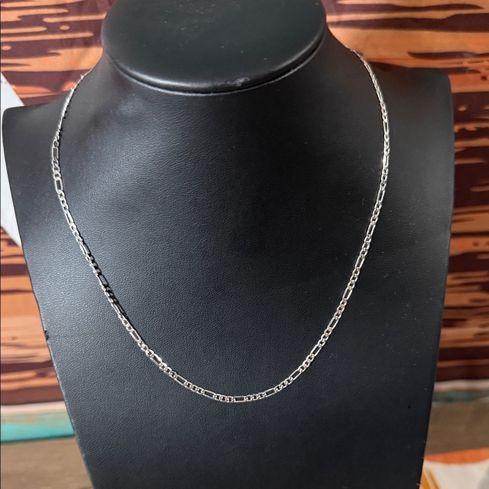 .925 Sterling Silver 16” Figaro necklace! #270
